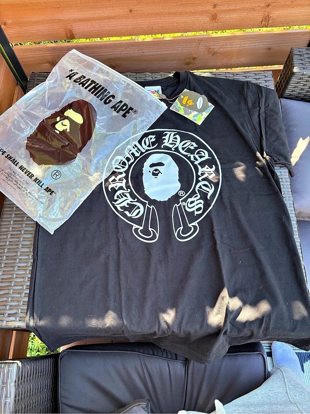 A Bathing Ape BAPE Shark Tee Shark Graphic Short Sleeve Tee NWT